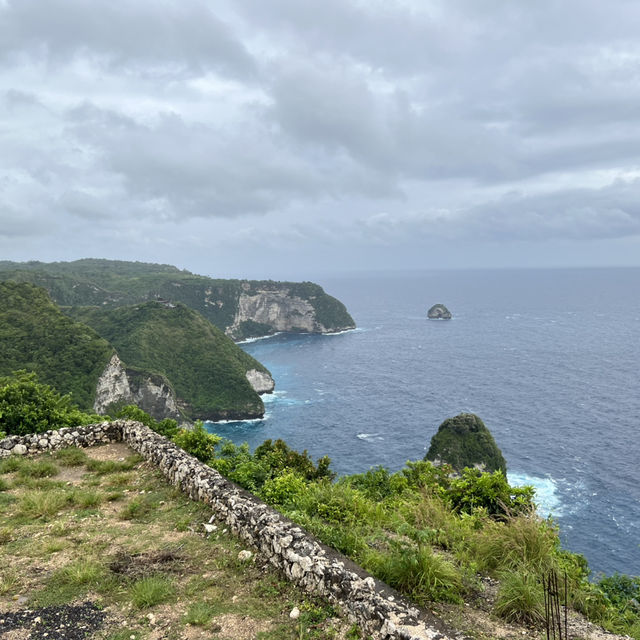 เคลลิงคิง บีช (Kelingking Beach)