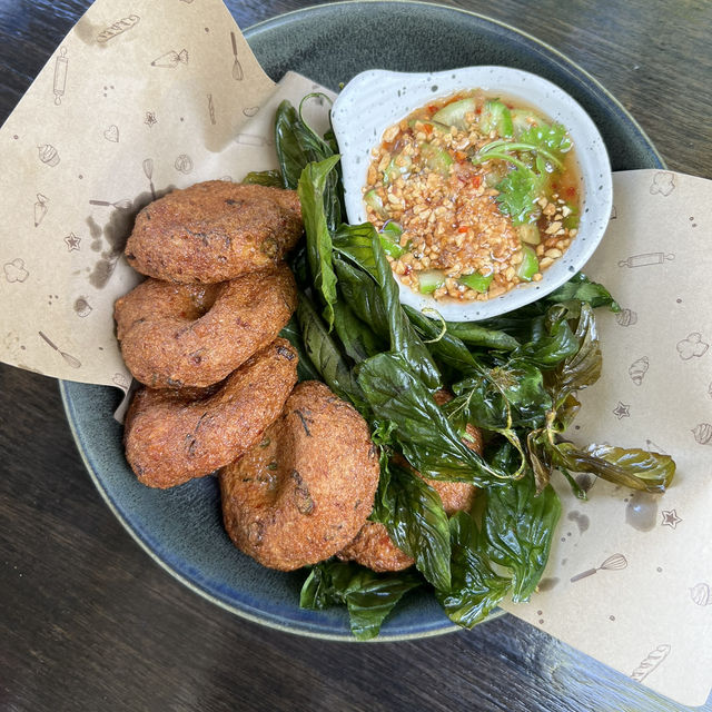 🌳คาเฟ่ในกรุงเทพฯ ฟีลเขาใหญ่ อาหารอร่อย