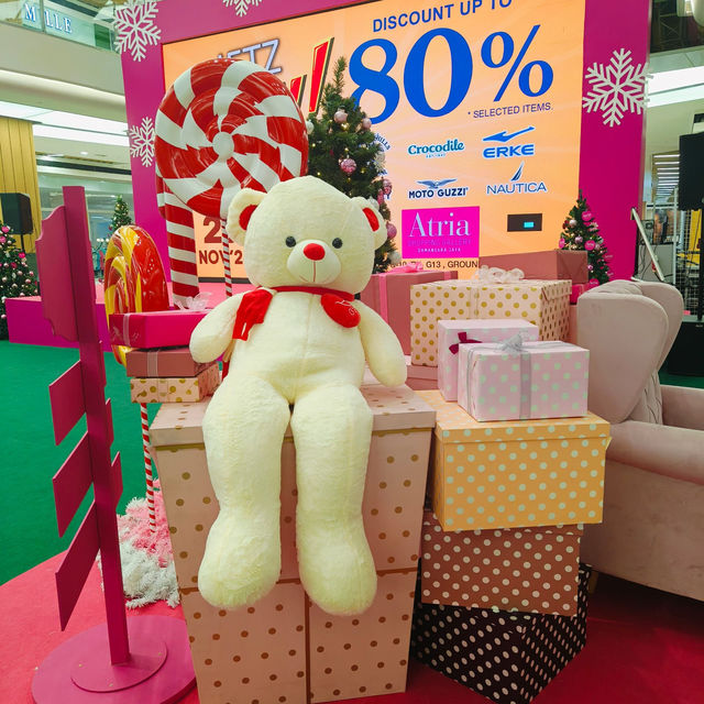 Dreamy Christmas Vibes? Atria Mall Has It All!