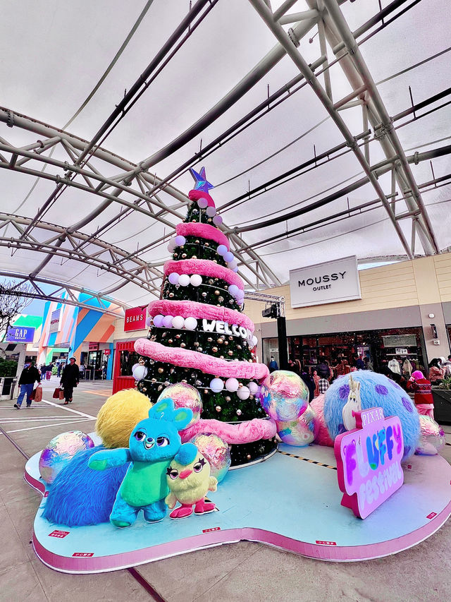 ［聖誕節🎄］台中港三井Outlet-來看皮克斯動畫💜