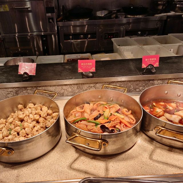 礁溪長榮鳳凰酒店，桂冠自助餐廳