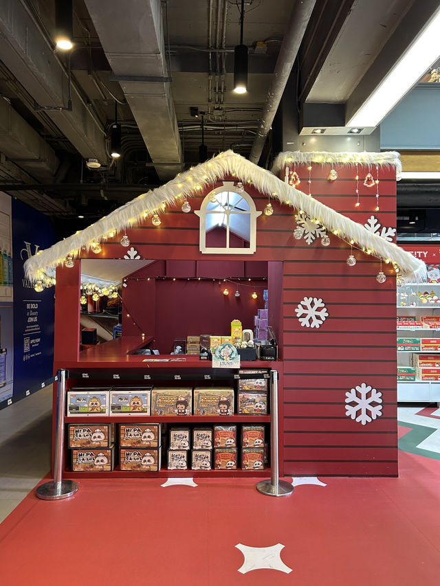 เดินเล่นงาน TOYCITY แวะชม Art toy ตัวตึง! ที่สยาม