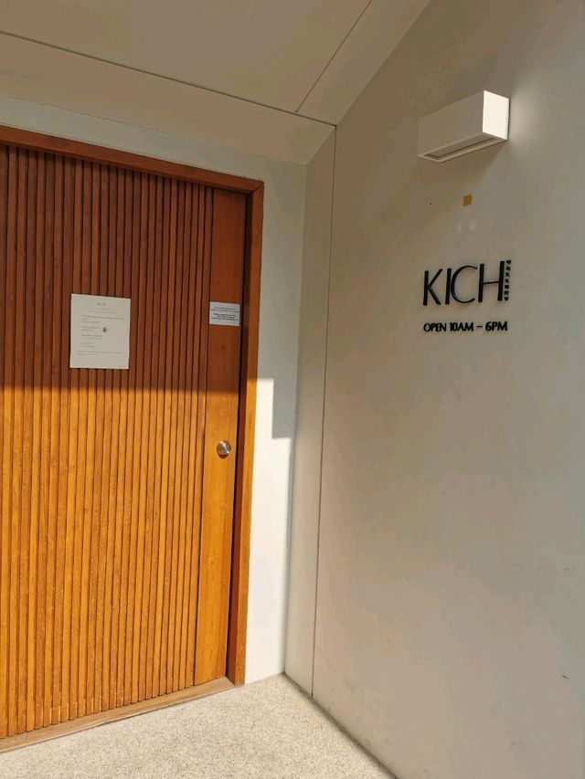 เสพงานศิลปะ ที่ KICH Gallery 