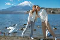 Review of Yamanaka Lake - A Paradise at the Foot of Mount Fuji