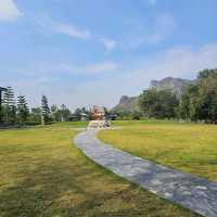 Hug Valley Cafe : เพชรบุรี