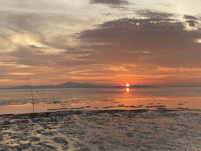 Sunset Bliss at Kuala Perlis: A Must-Experience Moment