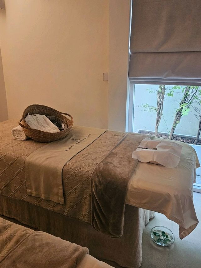 MOST Aesthetic Massages in Bangkok?!