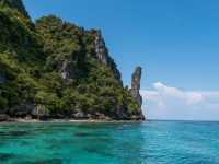 เที่ยวหมู่เกาะพีพี แบบไม่ต้องตื่นเช้า 