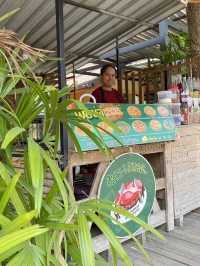  ร้านหน้าบ้าน  เนินทราย โทร 096-1580995  