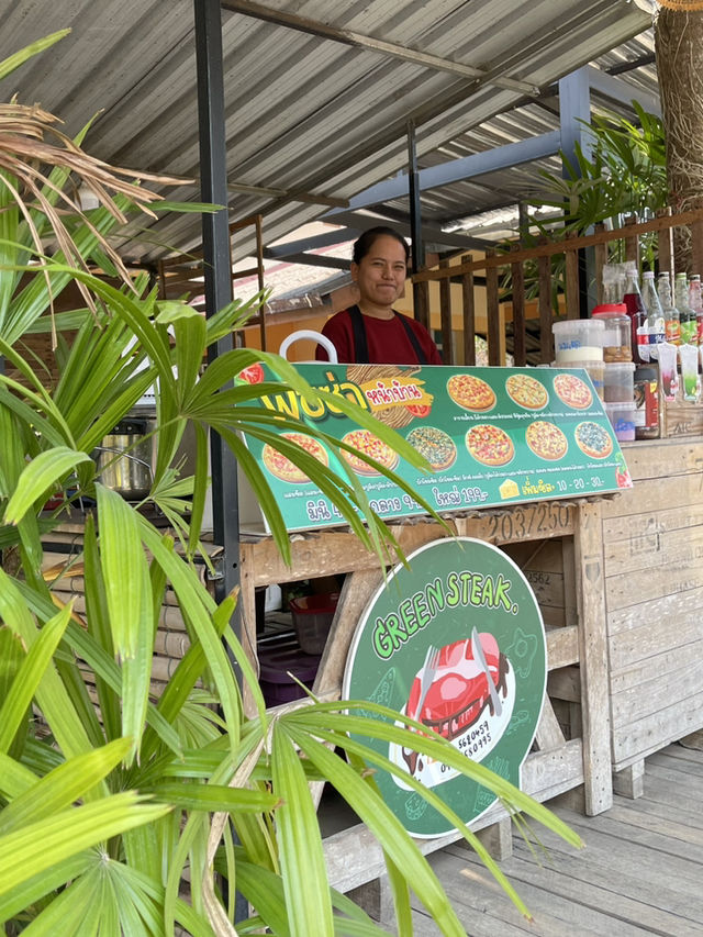  ร้านหน้าบ้าน  เนินทราย โทร 096-1580995  