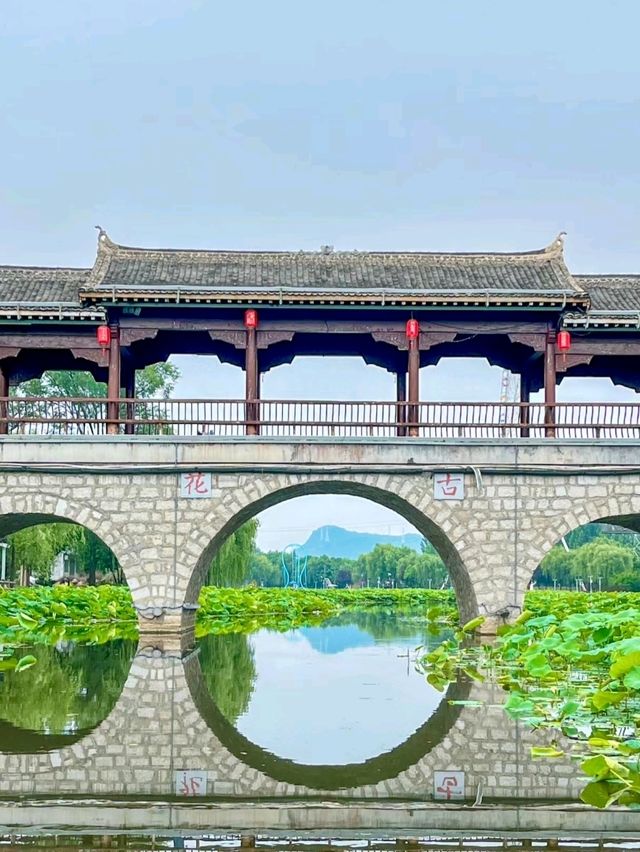 Uncover the Historical Charm of Dihua Ancient Town