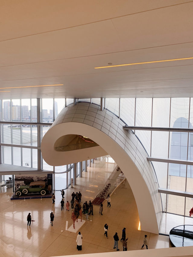 Heydar Aliyev Cultural Center: Where Modern Design Meets Azerbaijani Heritage
