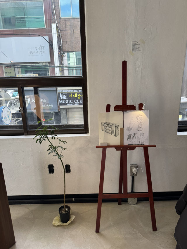 ☕️음악도 좋았던 카페
