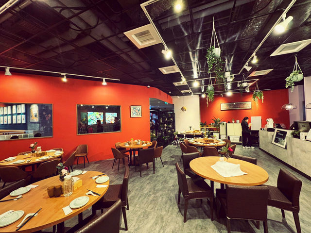 《裴德蔬食 · 花巷疏香樓》高雄店