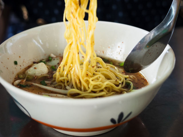 ร้านก๋วยเตี๋ยวดี ๆ ที่ตลาดบ้านบึง