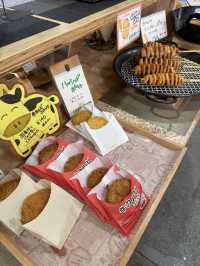 【福岡グルメ】焼きたてパンがたくさん並ぶ倉庫を改装した人気のベーカリー🍞