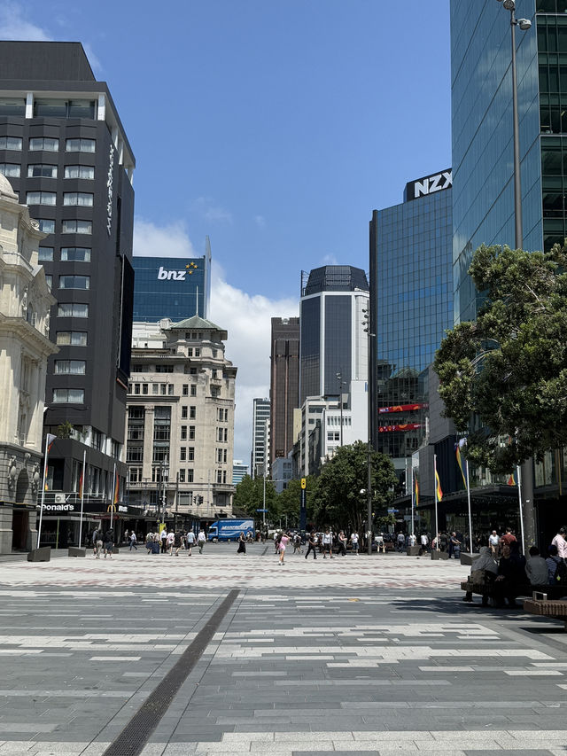 Fall In Love With Downtown Auckland, An Architectural Wonderland 🏢🏙️🌃
