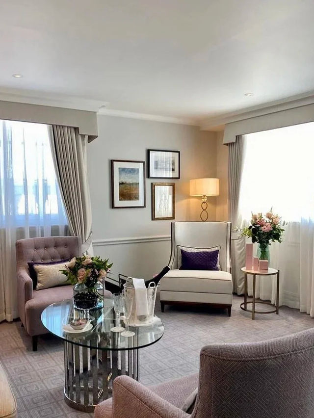  ザ・ラングハム・ロンドン (The Langham, London) – 伝統と優雅さを極めた5つ星ホテル