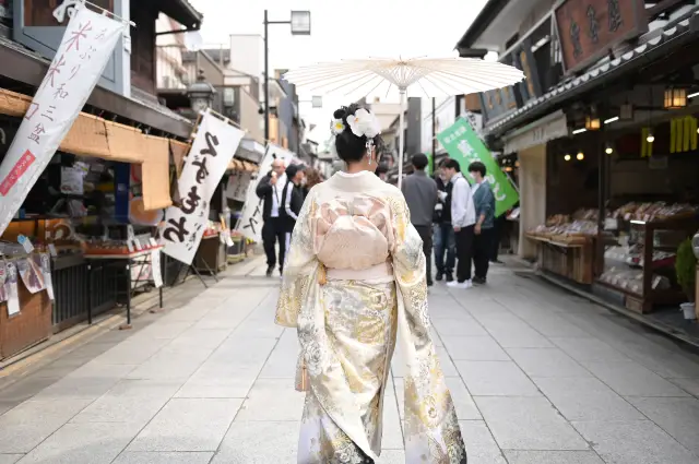  Traditional Cultural Experience at Shibamata Taishakuten Temple