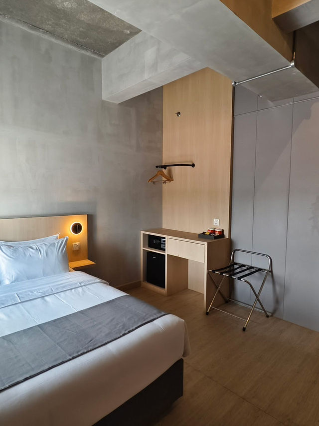 “BRIX KLIA by Pinetree — Stylish Comfort Near Kuala Lumpur International Airport”