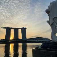 Merlion Park: Singapore’s Iconic Symbol of Heritage & Modernity