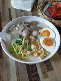 Joke KatMu: Kicking off my morning with the local breakfast in Hatyai