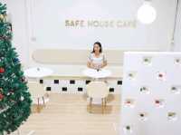 Safe house cafe Rayong 
