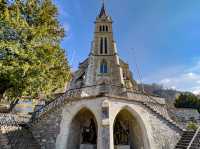 【静かな時間を過ごせる場所】ファドゥーツ大聖堂（Vaduz Cathedral）⛪🕊️