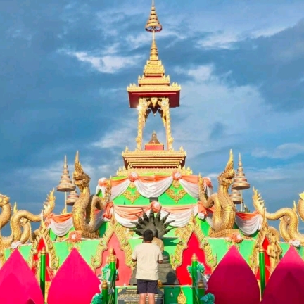 タイ・チャチュンサオ県の有名寺院「ワット・サマーン・ラッタナーラーム ワット・サマン・ラッタナーラーム | Trip.com チャチュンサオ