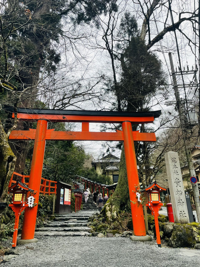 【京都府】水神の総本宮「貴船神社」