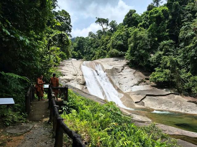 น้ำตกพรหมโลก อุทยานแห่งชาติเขาหลวง
