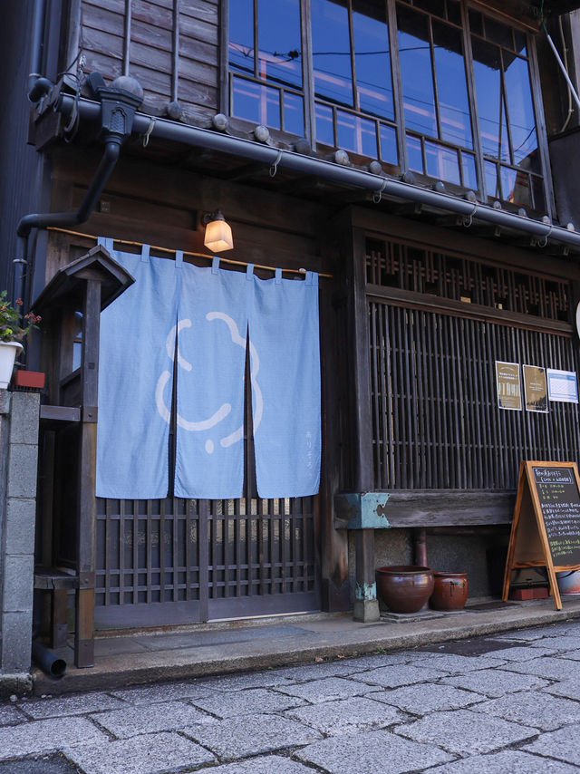 【住む人の優しさと潮風が香る港街✨】