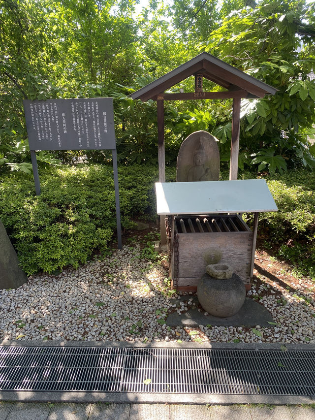 【東京都神楽坂🇯🇵赤城神社】有名な建築家がデザイン☺️おしゃれな雰囲気のパワースポット