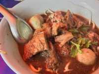 ก๋วยเตี๋ยวเนื้อนายดำ – ตำนานกว่า 40 ปี