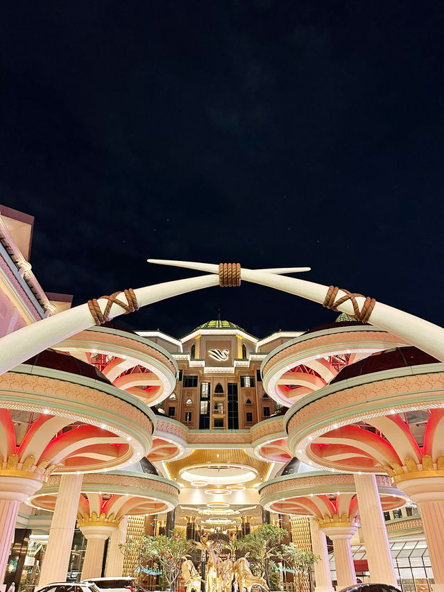 Glam Raya Grandeur at Sunway Resort Hotel’s Majestic Entrance