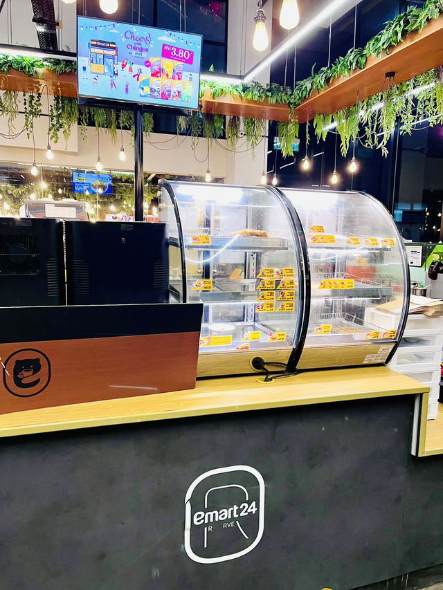 “Emart24 Reserve: A 24-Hour Lifestyle Haven”