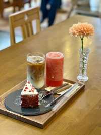 새로 오픈한 감성 가득한 공간, ☕ 카페 수빈 (논현)