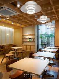 🍵 จิบชาในวันที่ฝนตกชุ่มฉ่ำ