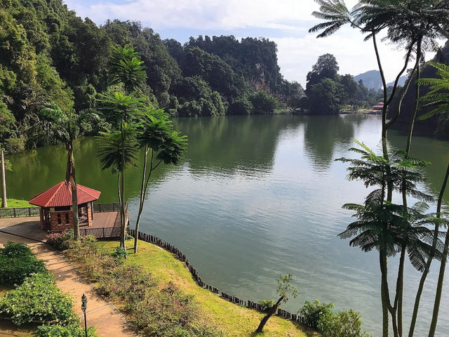 🌿 Ipoh Attraction – Gunung Lang