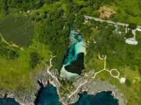What do you see in the lagoon?