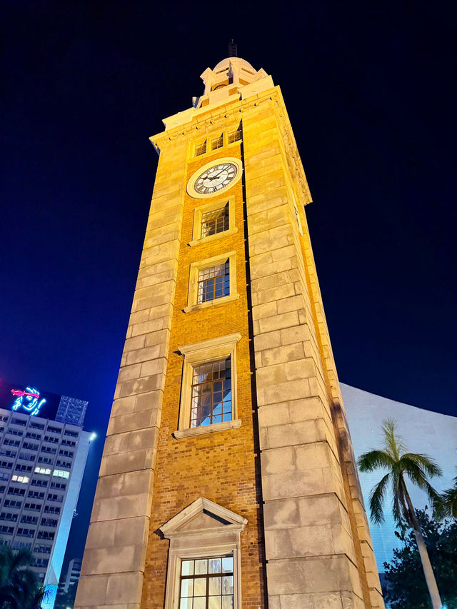 香港靚景打卡位｜維多利亞碼頭