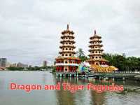 Dragon and Tiger Pagodasกลางน้ำ✨️