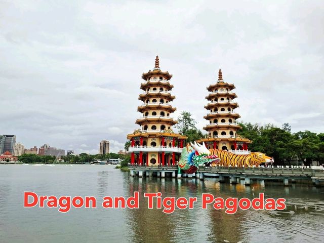 Dragon and Tiger Pagodasกลางน้ำ✨️