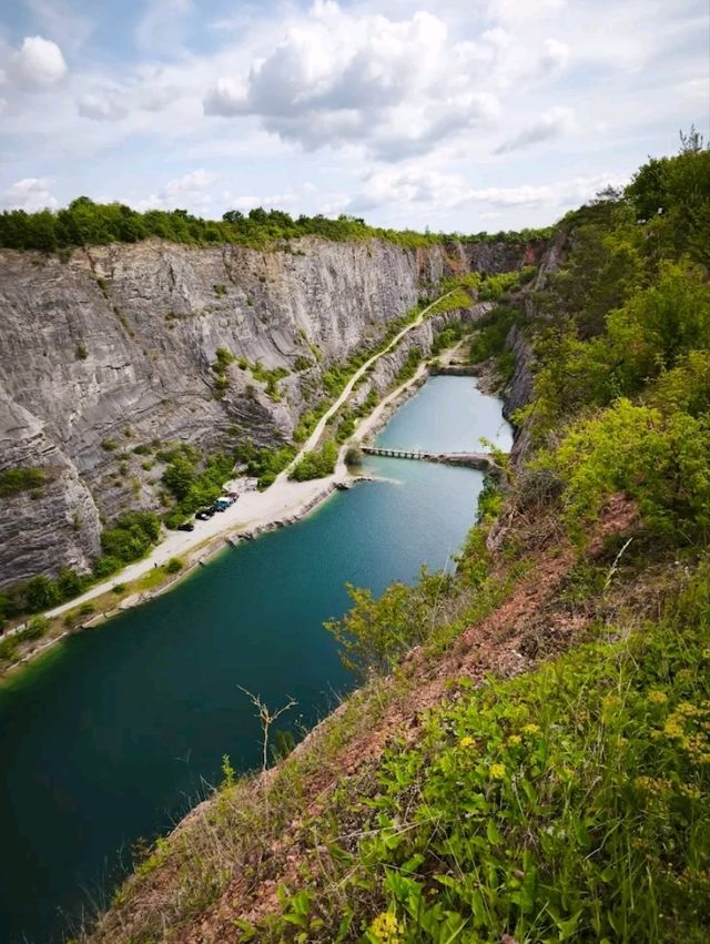 “Velká Amerika: The Forgotten Canyon of Bohemia”