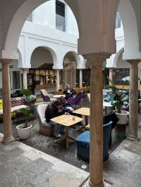 Spacious community hostel in Seville