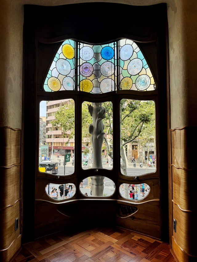Barcelona’s Liquid Jewel: Casa Batlló