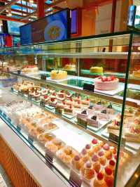 Pretty Cakes & Window Views
