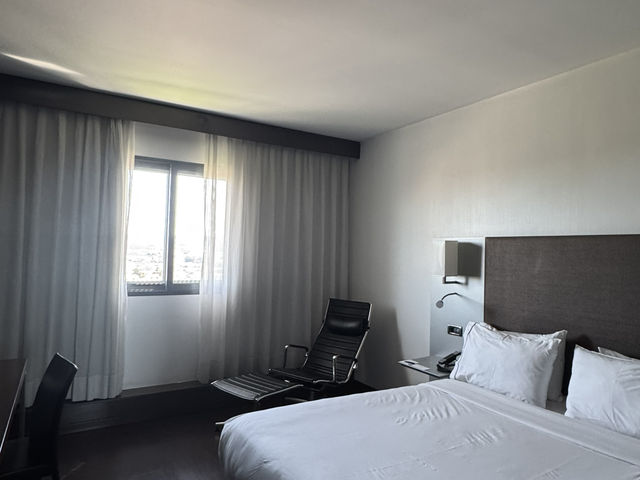 【ポルトガル ポルト】スタジアム近く！AC Hotel Porto by Marriott