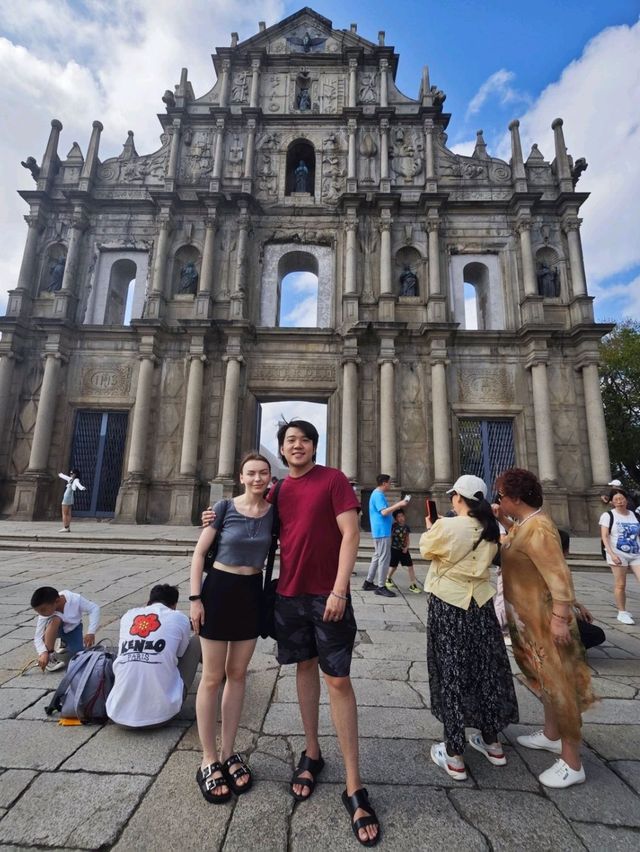 Macau Adventure: Historic Gems, Foodie Delights, and Glam!