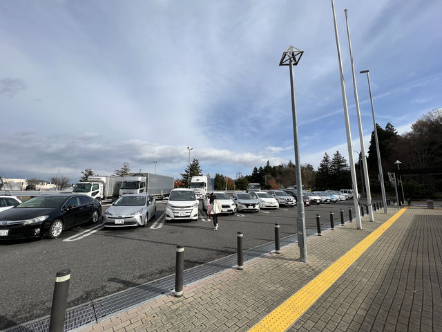 🚗 A Bustling Highway Break: Quick Lunch at Abukuma Kogen SA